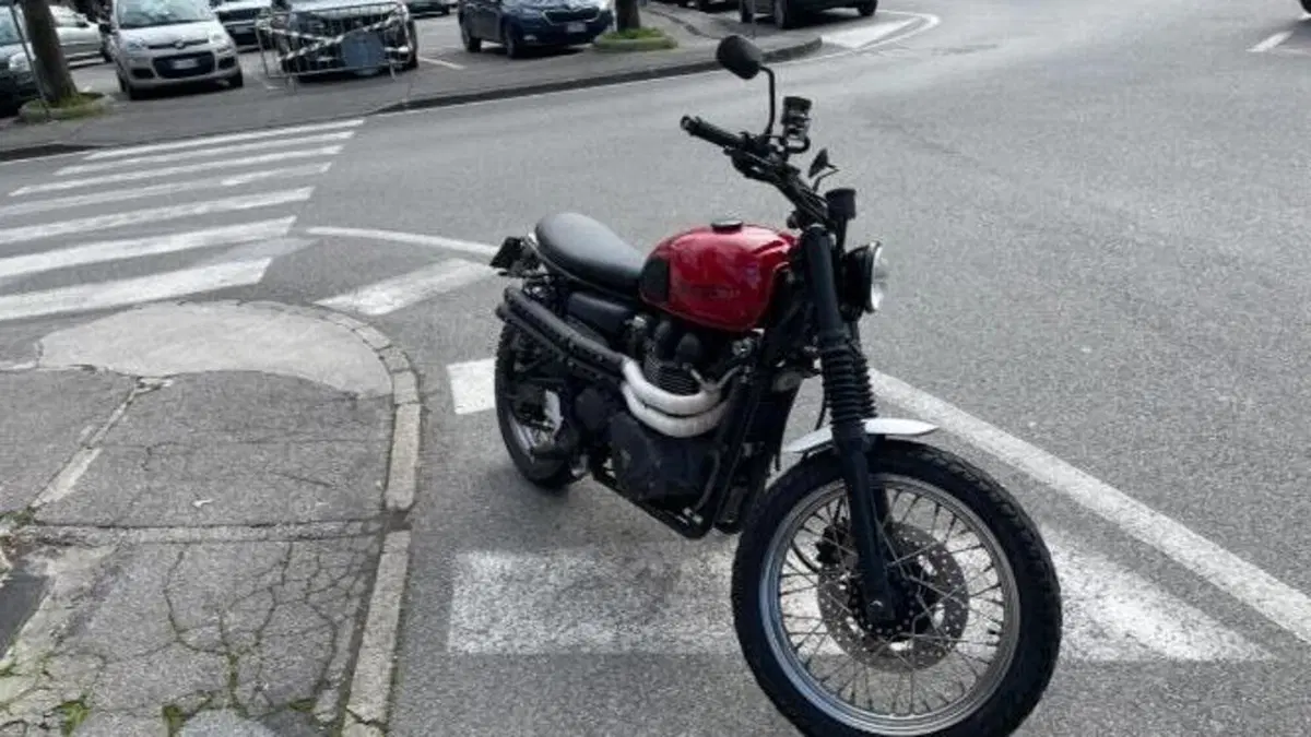 Triumph Scrambler (2006 - 17) 