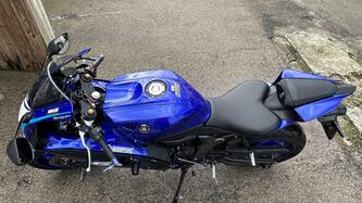 Yamaha YZF R7 (2021 - 25) usata