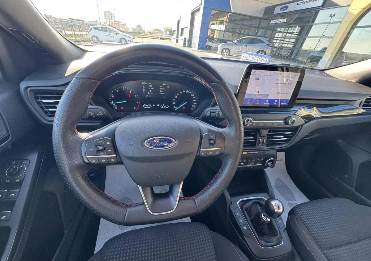 Ford Focus 1.0 EcoBoost Hybrid 125 CV 5p. ST-Line (13)