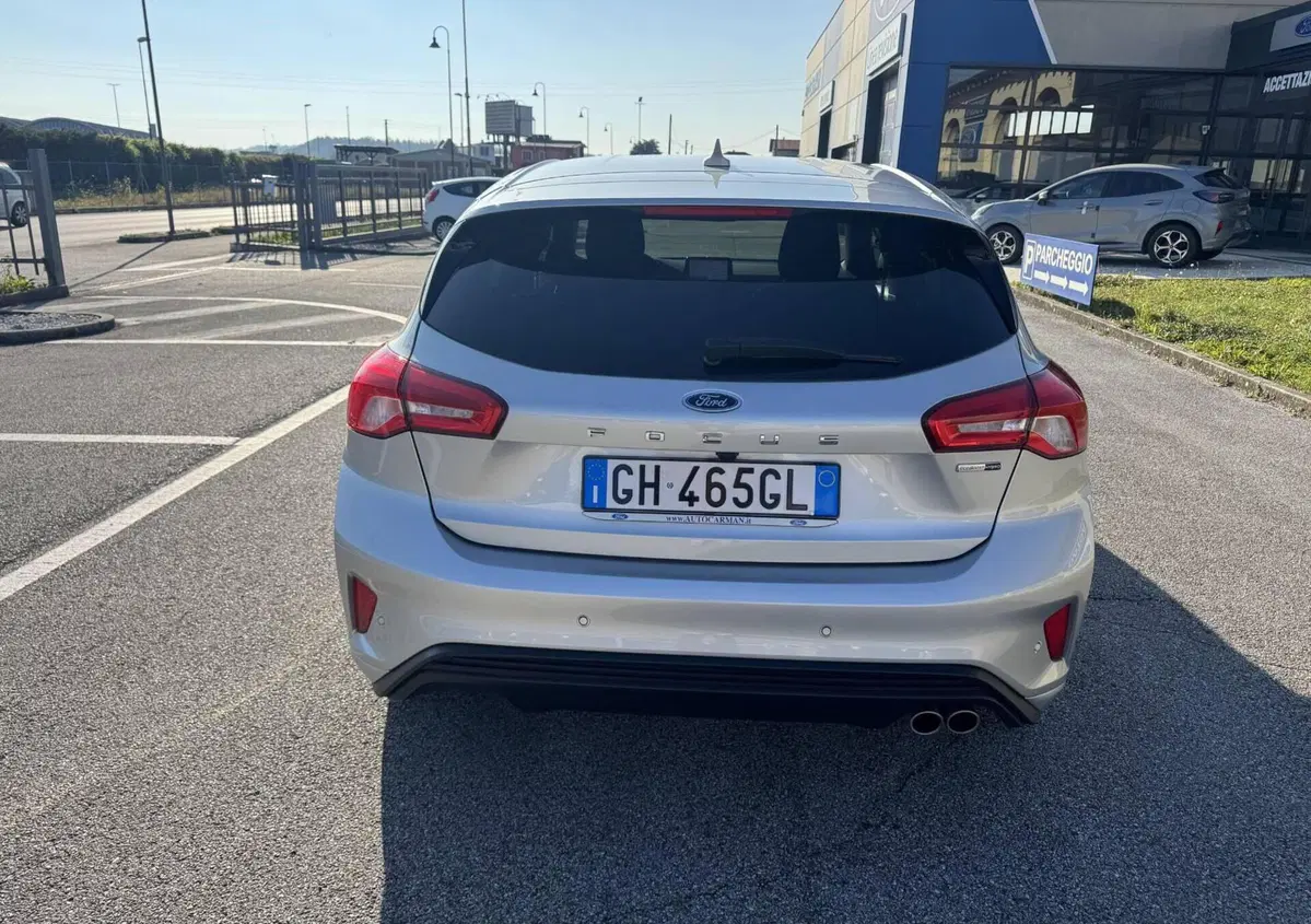 Ford Focus 1.0 EcoBoost Hybrid 125 CV 5p. ST-Line (5)