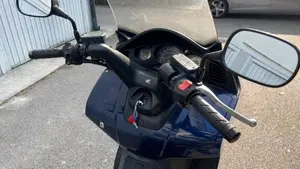 Honda Silver Wing 600 (2001 - 05)  (6)