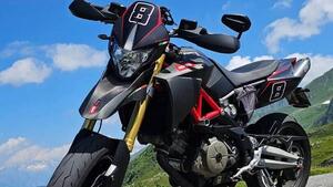 Aprilia Dorsoduro 750 Factory (2010 - 13) 