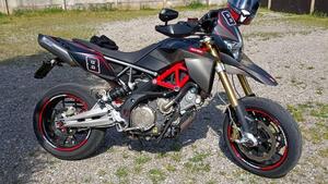 Aprilia Dorsoduro 750 Factory (2010 - 13) 