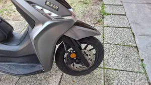 Kymco Agility 300i Noodoe (2021 - 24)  (6)