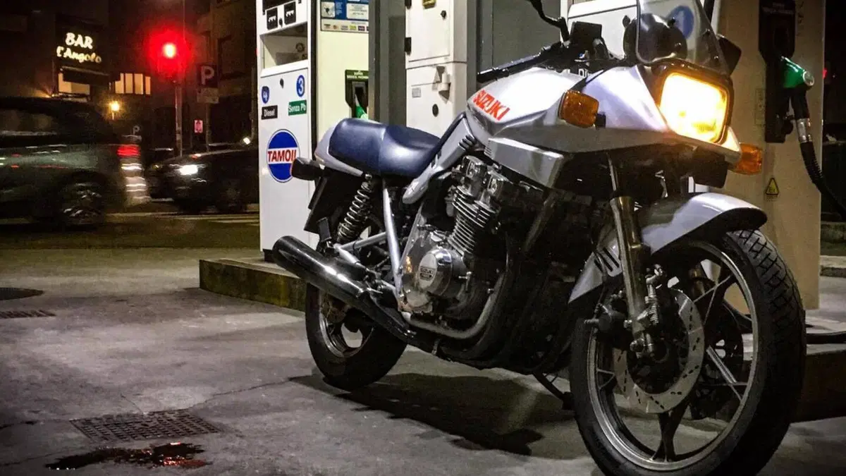 Suzuki   (5)