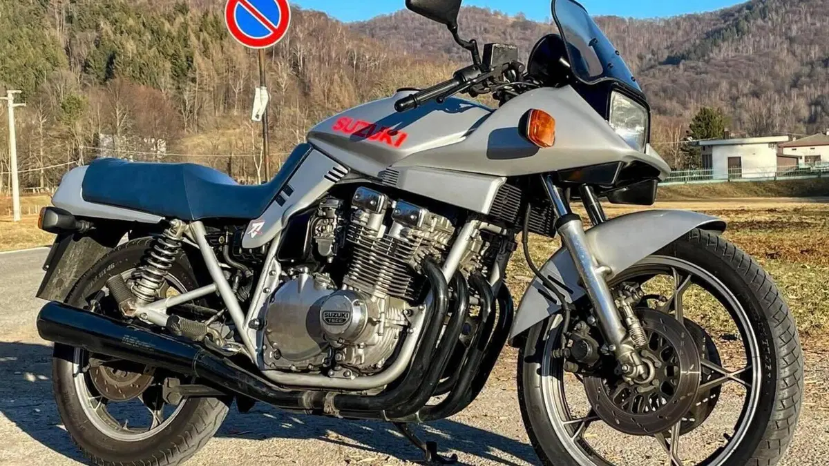 Suzuki   (8)
