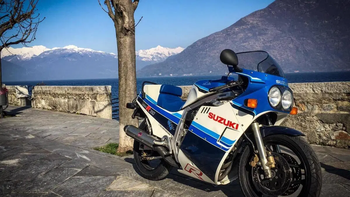 Suzuki   (7)