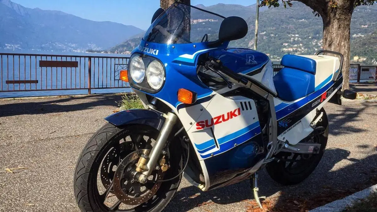 Suzuki   (10)