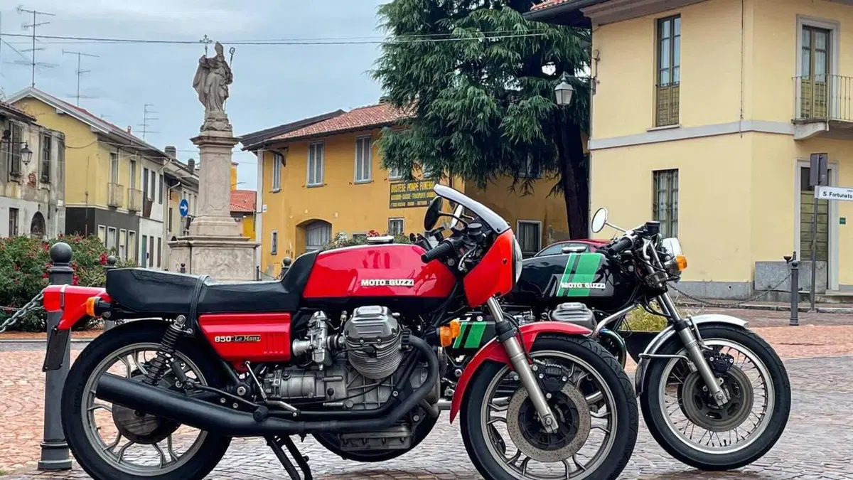 Moto Guzzi   (4)