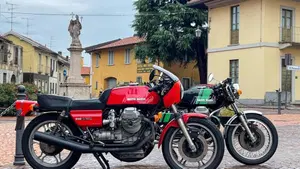 Moto Guzzi   (4)