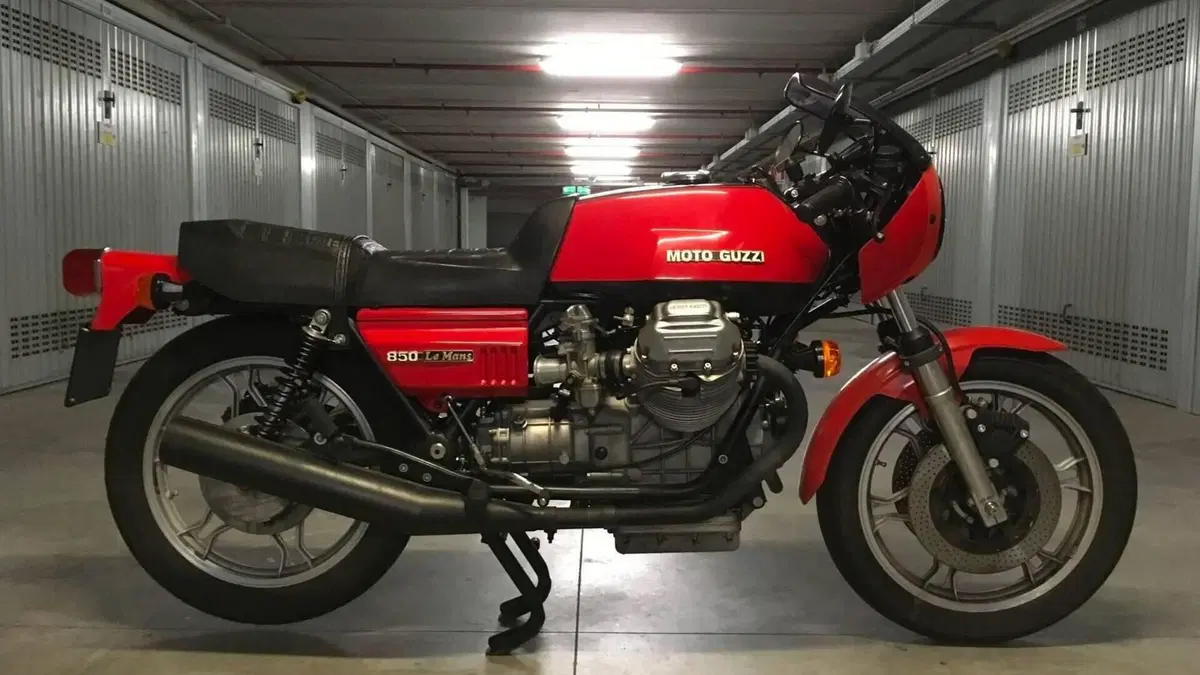 Moto Guzzi   (6)