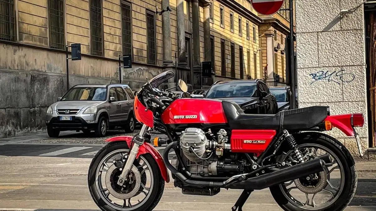 Moto Guzzi   (7)