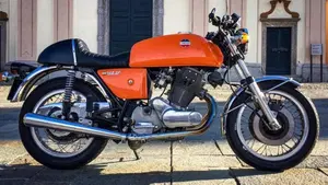 Laverda   (2)