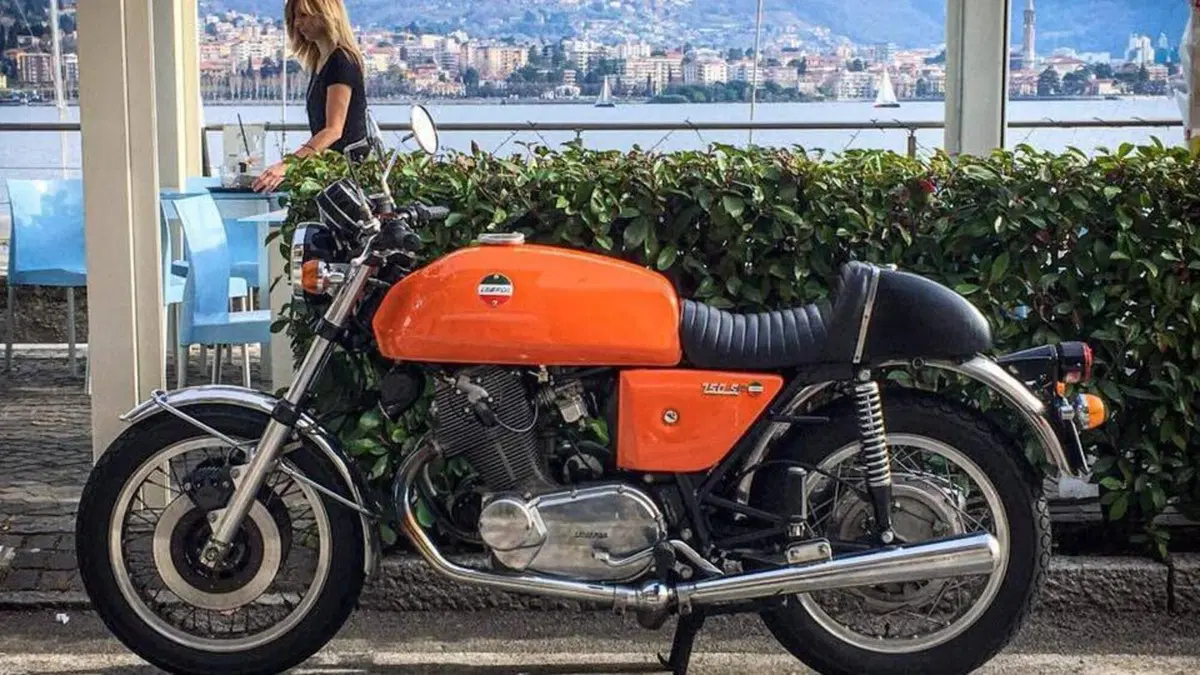 Laverda   (9)