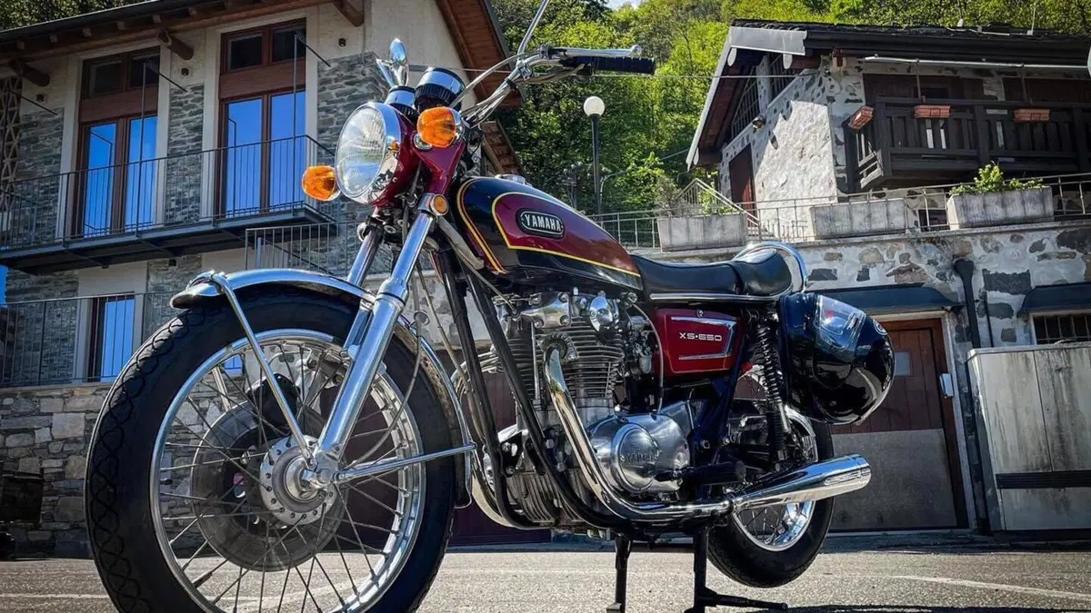Yamaha   (2)