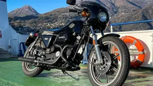 Harley-Davidson   (4)