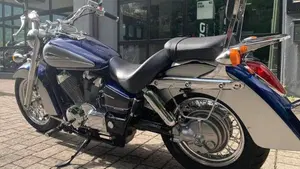 Honda VT 750 Shadow Black Spirit (2007 - 16)  (3)