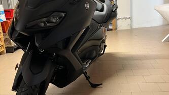 Yamaha T-Max 560 (2022 - 24)