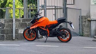 KTM 390 Duke (2024 - 25) usata