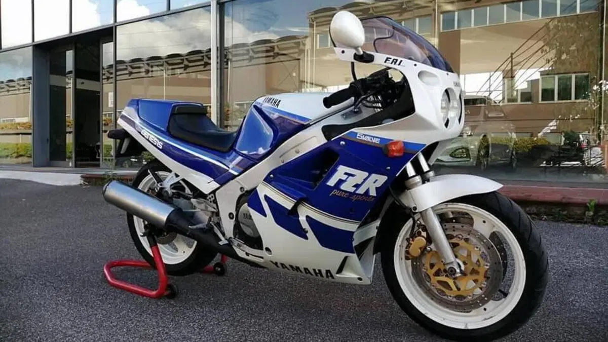 Yamaha   (2)