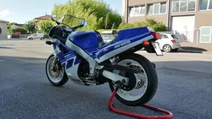 Yamaha   (4)