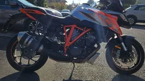 KTM 1290 Super Duke GT ABS (2016 - 18)  (9)