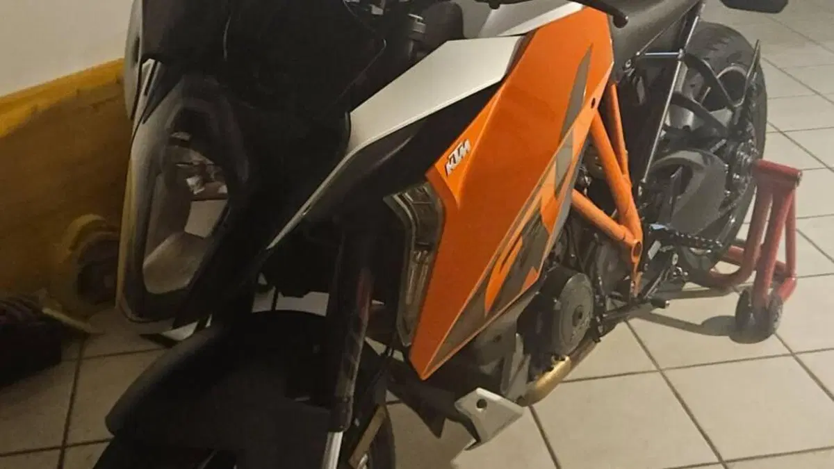 KTM 1290 Super Duke GT ABS (2016 - 18)  (12)