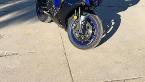 Yamaha YZF R1 (2020 - 25) 