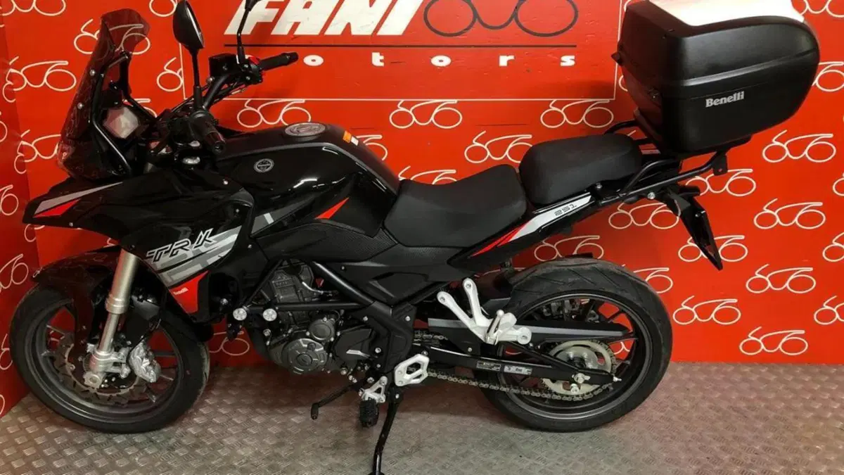 Benelli TRK 251 (2022 - 25)  (3)