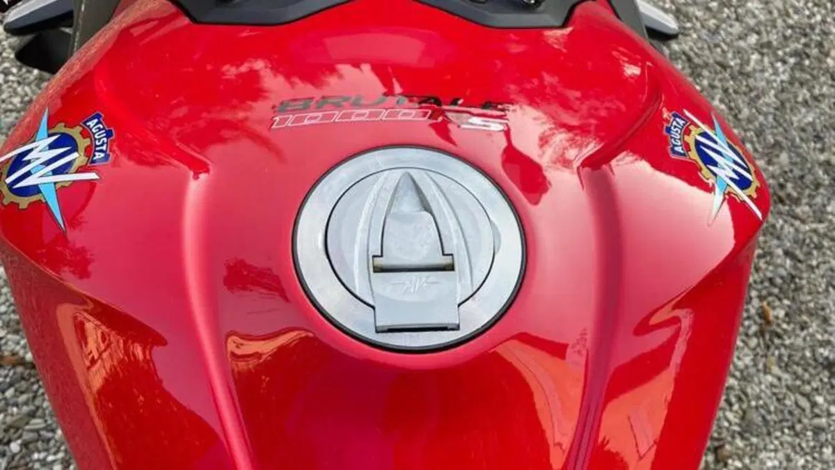 MV Agusta Brutale 1000 RS (2022 - 26)  (3)