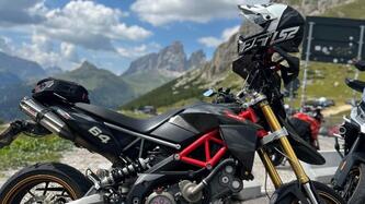 Aprilia Dorsoduro 750 Factory (2010 - 13) usata