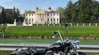 Harley-Davidson 1450 Road King (1999 - 03) - FLHR