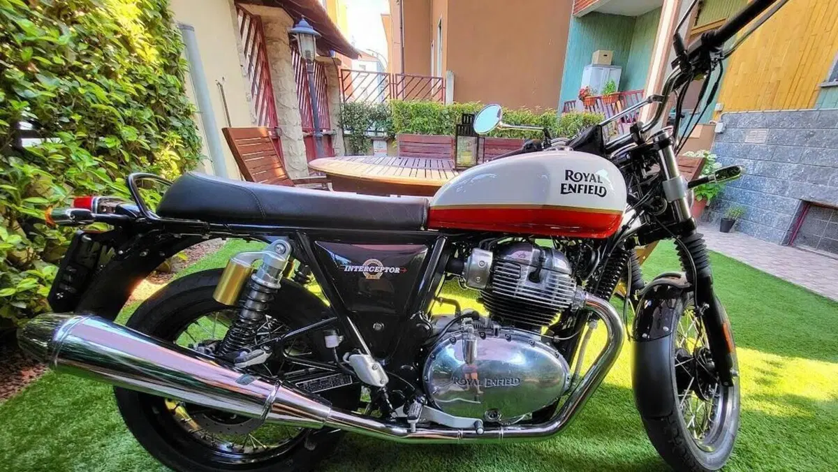Royal Enfield Interceptor 650 (2021 - 26)  (3)