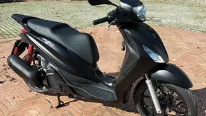 Piaggio Medley 150 S ABS (2021 - 25)  (4)