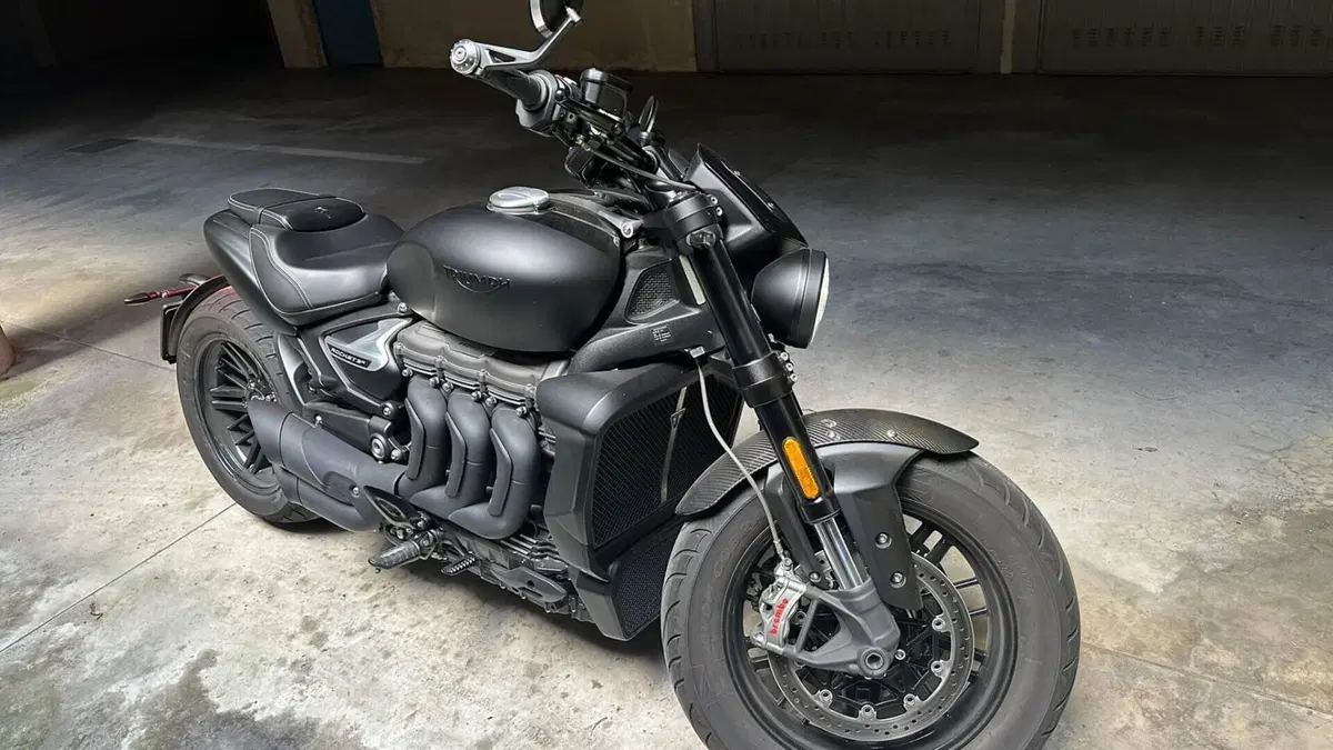 Triumph Rocket 3 R (2021 - 24)  (4)