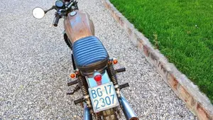 Kawasaki   (4)
