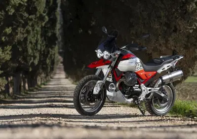 Moto Guzzi V85 TT (2024 - 26) - Annuncio 9657953