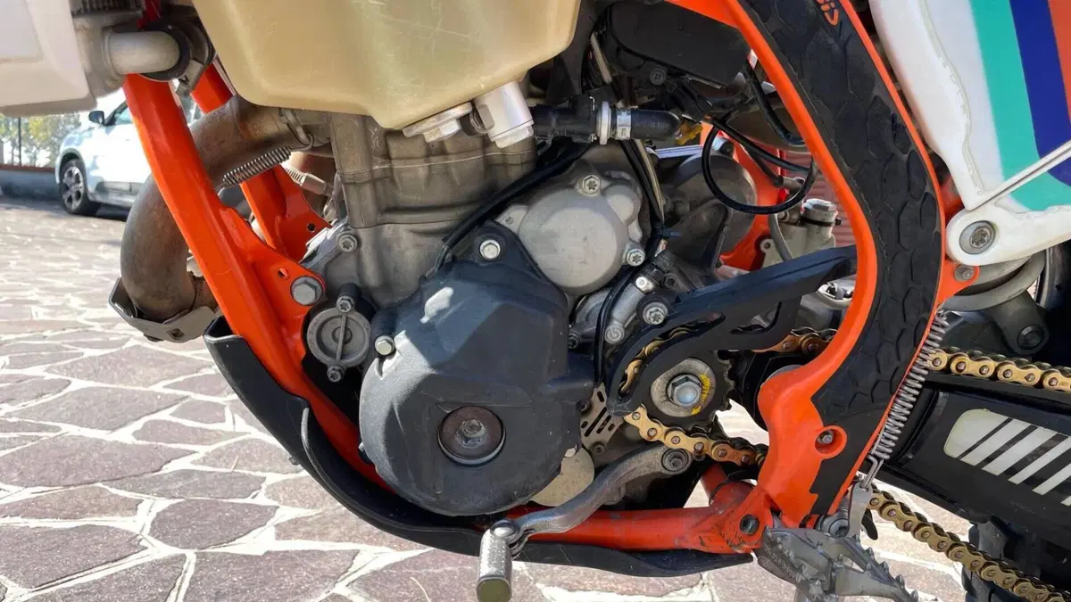 KTM 250 EXC-F Six Days (2018)  (5)