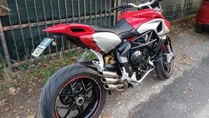 MV Agusta Rivale 800 EAS ABS (2013 -17)  (2)