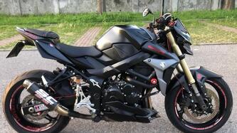 Suzuki GSR 750 Mat Black L.E. (2013 - 14)