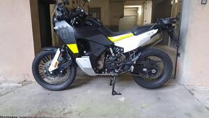 Husqvarna Norden 901 (2022 - 25) 