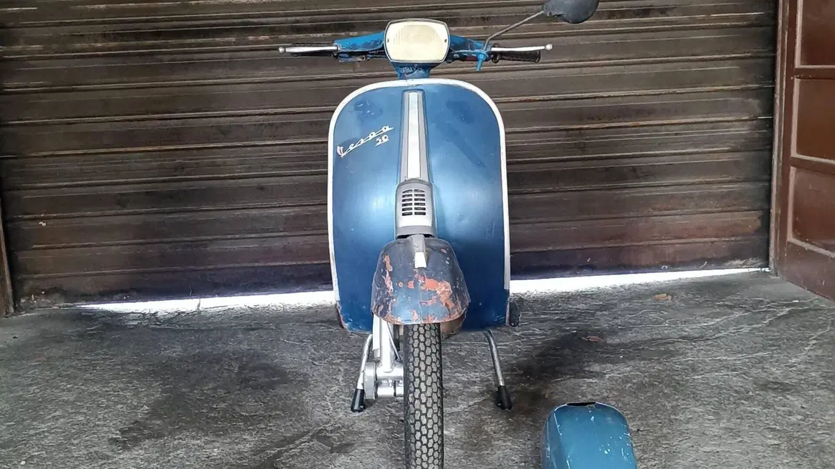 Vespa   (10)