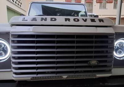 Land Rover Defender 110 2.2 TD4 Station Wagon SE N1 usata