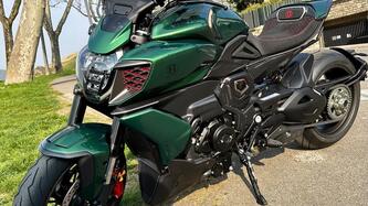 Ducati Diavel for Bentley (2024) usata