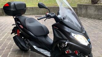 Piaggio Mp3 300 Hpe Sport (2019 - 20) usata