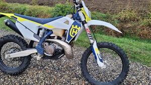 Husqvarna TE 300i (2023) 