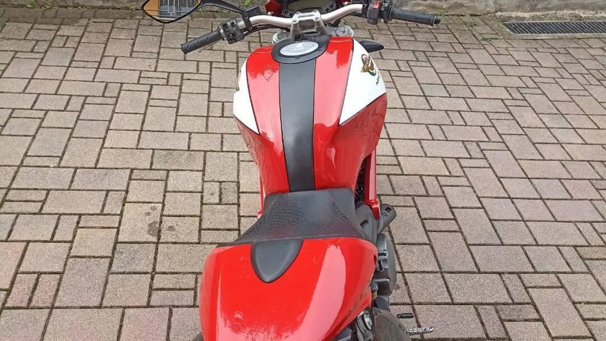 Ducati Monster 796 (2010 - 13)  (3)