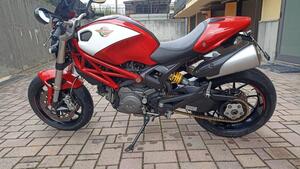 Ducati Monster 796 (2010 - 13) 