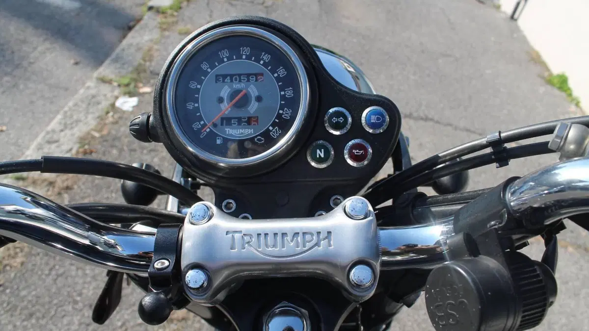 Triumph Bonneville (2007 - 16)  (5)