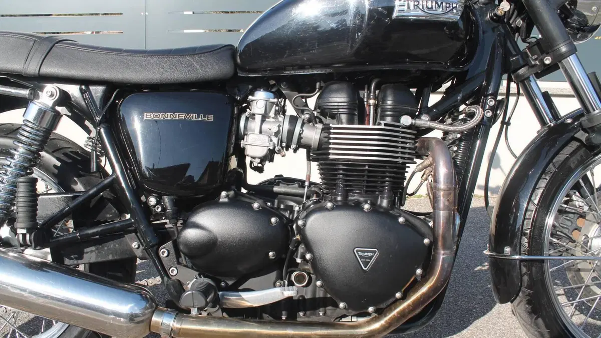 Triumph Bonneville (2007 - 16)  (12)